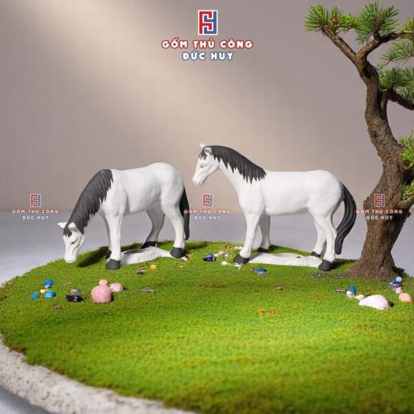 Tượng gốm con ngựa mini màu trắng - trang trí tiểu cảnh chậu cây bonsai - Hình ảnh 2